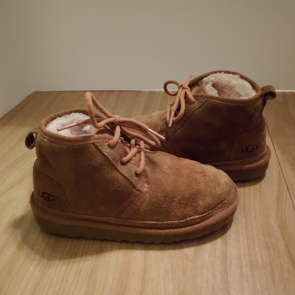 UGG Little Kids Chukka Boot 2